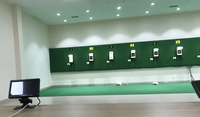 Strzelnica pneumatyczna 10 m w Kalinga Stadium, Bhubaneswar.